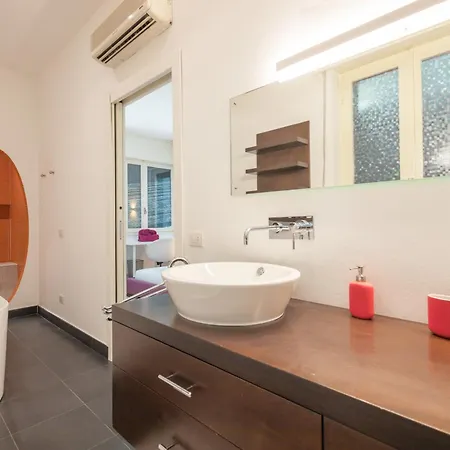 With A View And Pool *