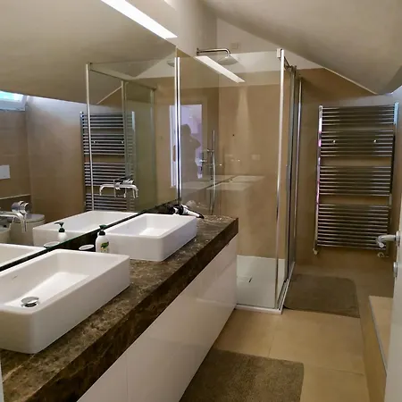 With A View And Pool Longone al Segrino