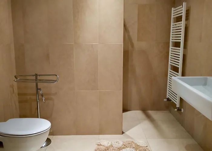 Villa With A View And Pool Longone al Segrino