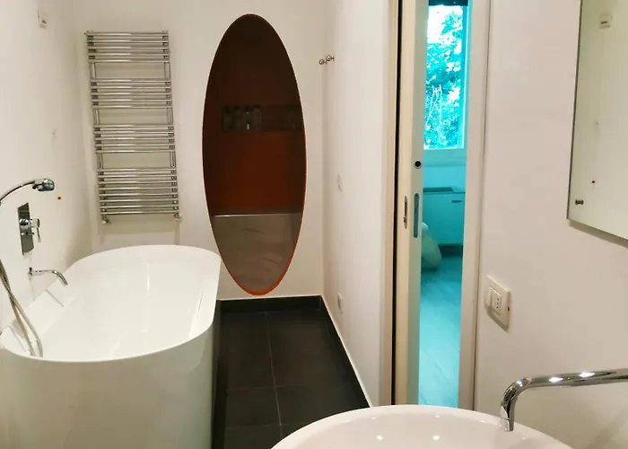 Villa With A View And Pool Longone al Segrino