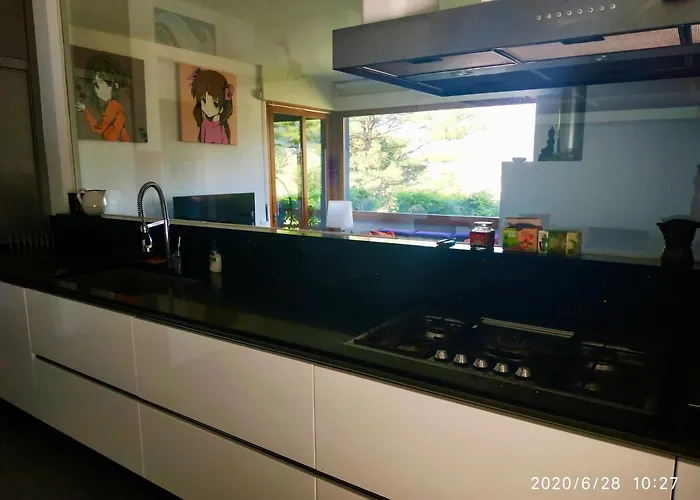 With A View And Pool * Longone al Segrino