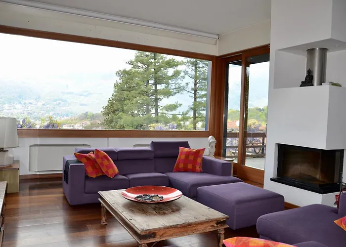 With A View And Pool Villa Longone al Segrino